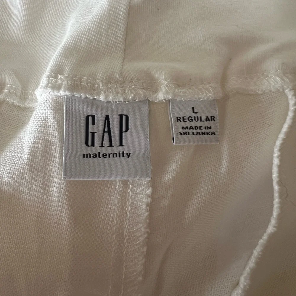 NWOT - GAP Linen Maternity Pants - Picture 3 of 4